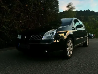 Używany Renault Vel Satis 150 KM (110 kW) 2005 Niebieski Hatchback