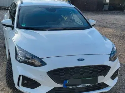 Gebraucht Ford Focus ST-Line 150 PS (110 kW) 2019 Weiß Kombi