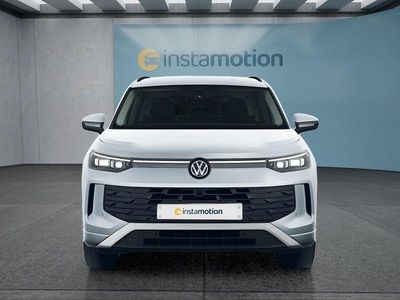 Second-hand VW Tayron 193 CP (141 kW) 2025 Argintiu SUV