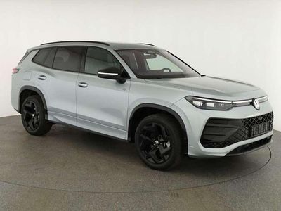 Neu VW Tayron R-line 204 PS (150 kW) 2026 Oyster silver metallic SUV