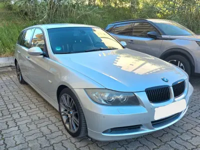 Gebraucht BMW 325 Sport Line 218 PS (160 kW) 2005 Grau Kombi