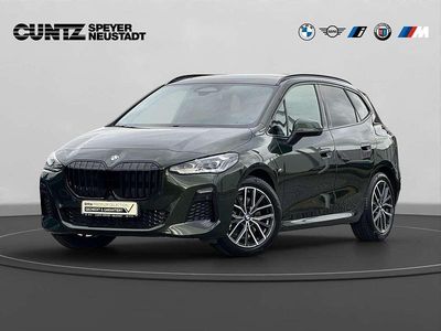 Sanremo green Gebraucht 2025 BMW 223 Active Tourer M Sport Van / Kleinbus | 44.970 € (Teuer)