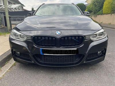 Gebraucht BMW 320 M Sport 190 PS (139 kW) 2015 Schwarz Kombi