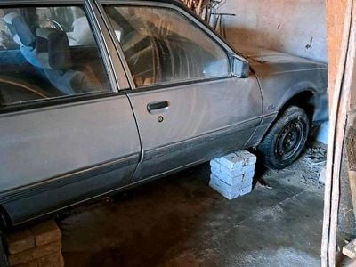 Usado Opel Ascona 116 HP (85 kW) 1987 Andere farben Sedan