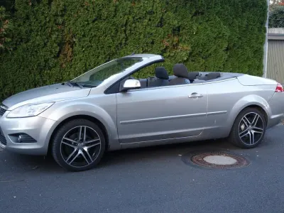 Gebraucht Ford Focus Cabriolet 136 PS (100 kW) 2008 Gold Cabrio