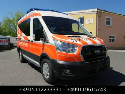 Gebraucht Ford Transit 131 PS (96 kW) 2022 Weiß Van / Kleinbus