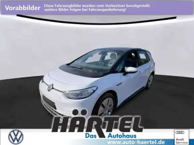 Gebraucht VW ID.3 Pro 106 kW (145 PS) 2022 Gletscherweiss (white), metallic Kleinwagen