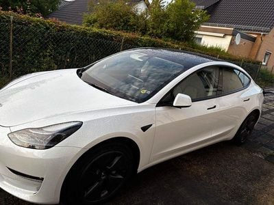Second-hand Tesla Model 3 450 kW (612 CP) 2021 Alb Berlinǎ