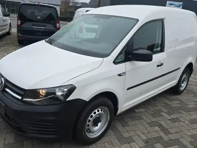 Second-hand VW Caddy 75 CP (55 kW) 2020 Alb Monovolum