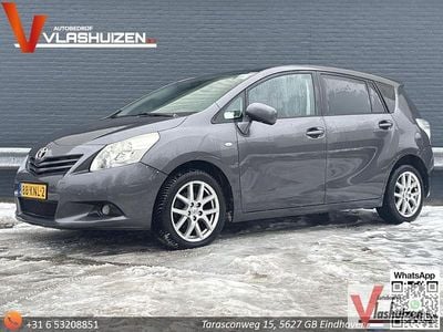 Gebraucht Toyota Verso Comfort 126 PS (92 kW) 2010 Grau Van / Kleinbus