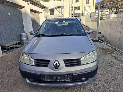 Silber Gebraucht 2003 Renault Mégane II Kleinwagen | 2.299 € (Teuer)