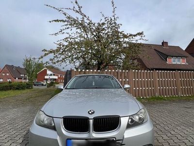 gebraucht BMW 318 i E90