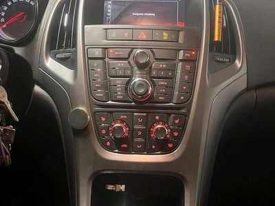 Gebraucht Opel Astra Eco 136 PS (100 kW) 2015 Grau Limousine