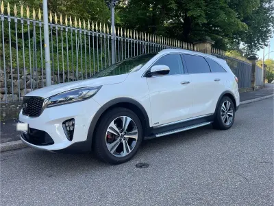Second-hand Kia Sorento GT-Line 200 CP (147 kW) 2018 Alb SUV