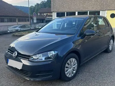 Gebraucht VW Golf VII 86 PS (63 kW) 2015 Grau Limousine