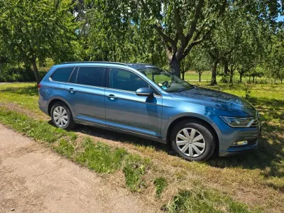 Gebraucht VW Passat Highline 150 PS (110 kW) 2016 Blau Kombi