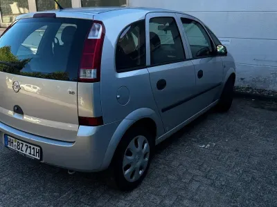 Gebraucht Opel Meriva 2004 Silber Van / Kleinbus