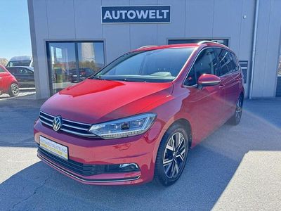 Gebraucht VW Touran Highline 150 PS (110 kW) 2021 Rot Van / Kleinbus