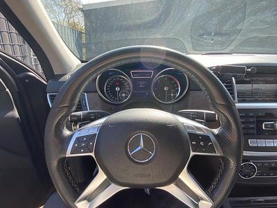 Gebraucht Mercedes ML350 188 PS (138 kW) 2012 Andere farben SUV
