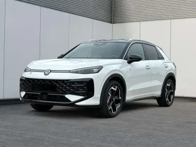 Uusi VW T-Roc R-line 150 HP (110 kW) 2026 Valkoinen Katumaasturi