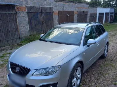 Gebraucht Seat Exeo Reference 102 PS (75 kW) 2010 Silber Limousine