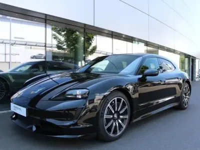 Gebraucht Porsche Taycan 500 kW (680 PS) 2023 Tiefschwarzmetallic (metallic) Limousine