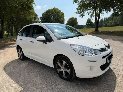 Gebraucht Citroën C3 82 PS (60 kW) 2016 Schwarz Kleinwagen