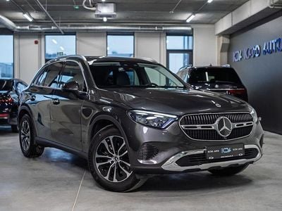 Grau Gebraucht 2025 Mercedes GLC220 SUV | 49.150 €