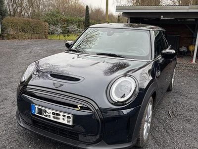Gebraucht Mini Cooper SE 135 kW (184 PS) 2023 Blau Kleinwagen