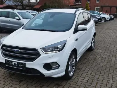 Gebraucht Ford Kuga ST-Line 179 PS (131 kW) 2017 Weiß SUV