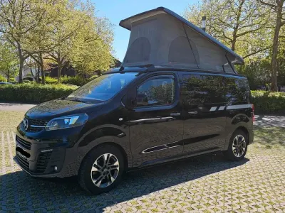 Gebraucht Opel Zafira Life 177 PS (130 kW) 2024 Schwarz Van / Kleinbus