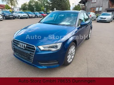 Gebraucht Audi A3 Ambiente 150 PS (110 kW) 2015 Blau Limousine