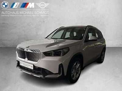 Mineralweiss Gebraucht 2025 BMW iX1 SUV | 45.900 € (Fairer Preis)
