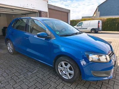 Gebraucht VW Polo 69 PS (50 kW) 2009 Blau Kleinwagen