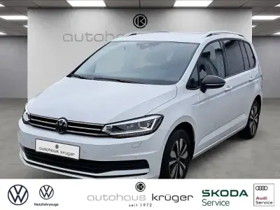 Gebraucht VW Touran Comfortline 150 PS (110 kW) 2025 Pure white Van / Kleinbus