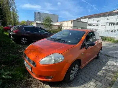 Usata Fiat Punto Dynamic 95 CV (69 kW) 2006 Arancione Utilitaria