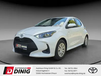 Gebraucht Toyota Yaris Basis 72 PS (52 kW) 2022 Weiß Kleinwagen