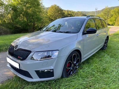 gebraucht Skoda Octavia 2.0 TSI DSG RS Kombi 230 PS Xenon AHK Volleder