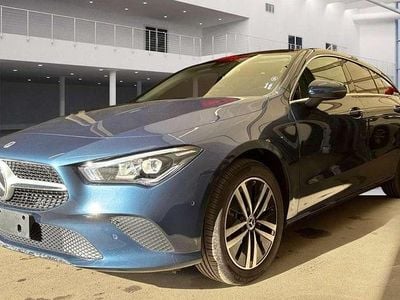 Second-hand Mercedes CLA250 218 CP (160 kW) 2022 Albastru Berlinǎ