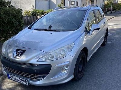 Gebraucht Peugeot 308 SW Platinum 109 PS (80 kW) 2010 Kombi