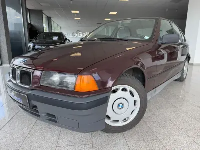 Usata BMW 316 99 CV (72 kW) 1992 Rosso Berlina