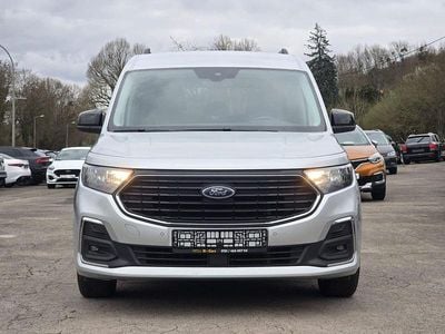 Gebraucht Ford Grand Tourneo Connect Titanium 114 PS (83 kW) 2024 Silber Van / Kleinbus