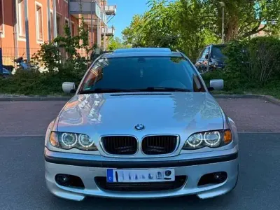 Gebraucht BMW 320 Sport Line 150 PS (110 kW) 2003 Silber Limousine