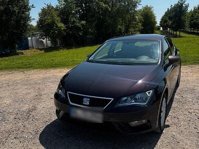 Usata Seat Leon 130 CV (95 kW) 2018 Andere farben Utilitaria