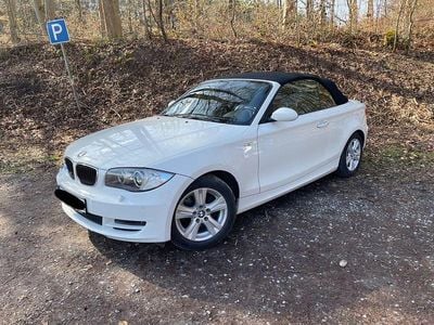 Gebraucht BMW 118 Cabriolet Sport Line 143 PS (105 kW) 2009 Weiß Cabrio