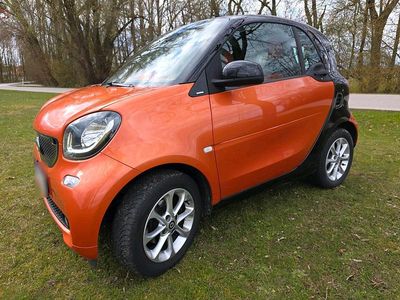 Gebraucht Smart ForTwo Coupé 71 PS (52 kW) 2015 Orange Coupé