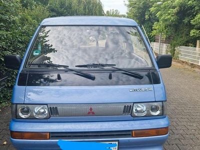 Gebraucht Mitsubishi L300 111 PS (81 kW) 1994 Grau Van / Kleinbus