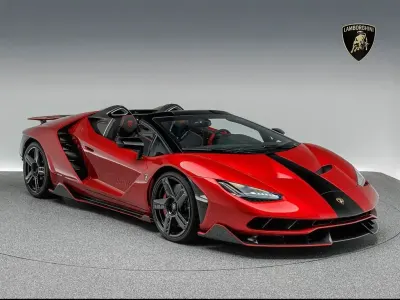 Usata Lamborghini Centenario 761 CV (559 kW) 2018 Rosso Cabrio