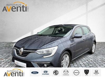Titangrau Gebraucht 2016 Renault Mégane IV Experience Limousine | 9.645 € (Fairer Preis)