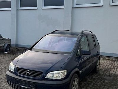 Gebraucht Opel Zafira 101 PS (74 kW) 2002 Blau Van / Kleinbus